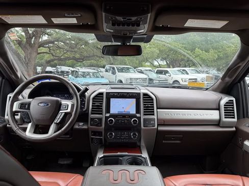 Used 2021 Ford F250 King Ranch w/ King Ranch Ultimate Package AWD/4WD image 15