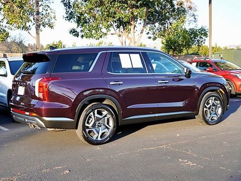 Certified 2024 Hyundai Palisade Limited image 8