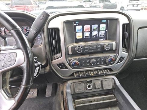 Used 2019 GMC Sierra 2500 SLT w/ Duramax Plus Package AWD/4WD image 4