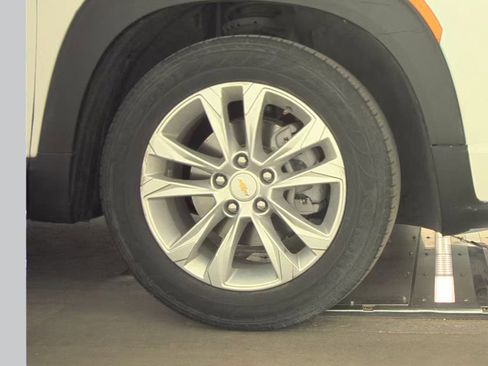 Used 2023 Chevrolet TrailBlazer LS image 19