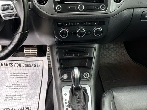Used 2015 Volkswagen Tiguan R-Line AWD/4WD image 10