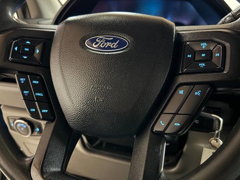 Used 2018 Ford F550 4x4 Regular Cab Super Duty image 52