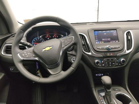 Used 2024 Chevrolet Equinox LT w/ LPO, Floor Liner Package FWD image 22