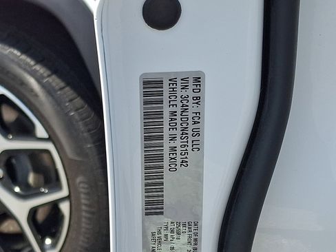 Used 2025 Jeep Compass Limited AWD/4WD image 26