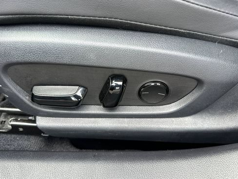 Certified 2022 Lexus ES 350 w/ Premium Package image 14