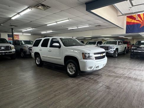 Used 2009 Chevrolet Tahoe LT image 3