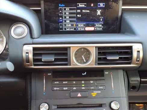 Used 2015 Lexus IS 250 image 10