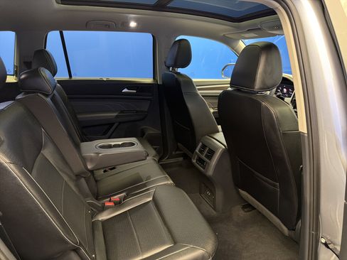 Used 2023 Volkswagen Atlas SEL AWD/4WD image 27