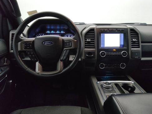 Used 2020 Ford Expedition XLT image 22