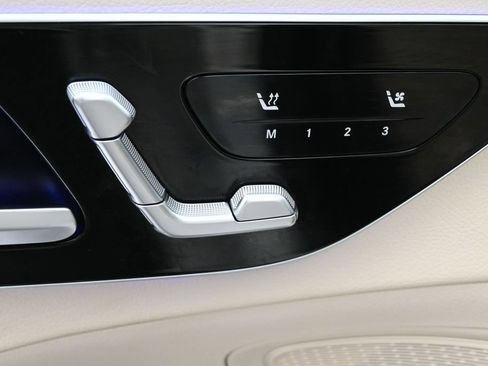 Used 2024 Mercedes-Benz C 300 Sedan image 5