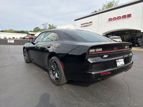 New 2026 Dodge Charger R/T AWD/4WD image 12