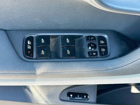 Used 2023 Polestar Polestar 2 AWD/4WD image 19