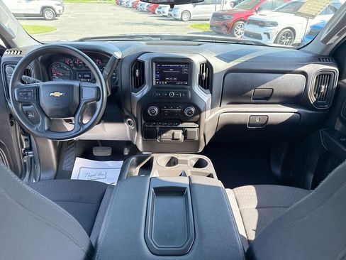 Used 2023 Chevrolet Silverado 1500 Custom image 21