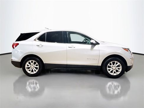 Used 2019 Chevrolet Equinox LT image 6