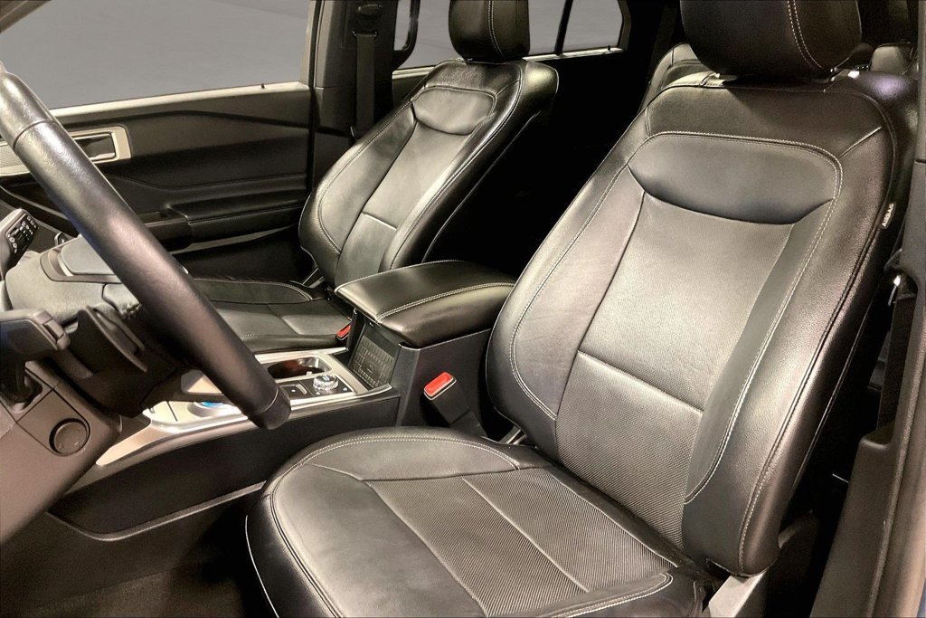 Used 2020 Ford Explorer Limited AWD/4WD image 22