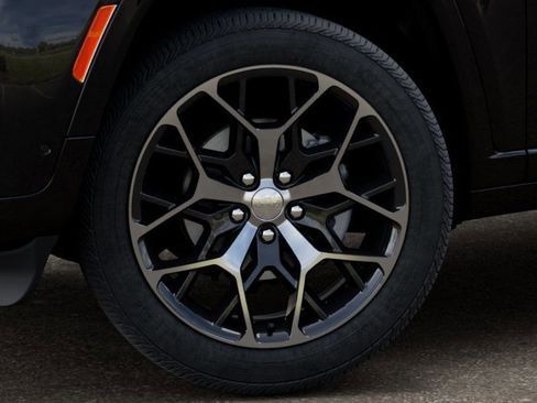 New 2026 Jeep Grand Cherokee Summit AWD/4WD image 8