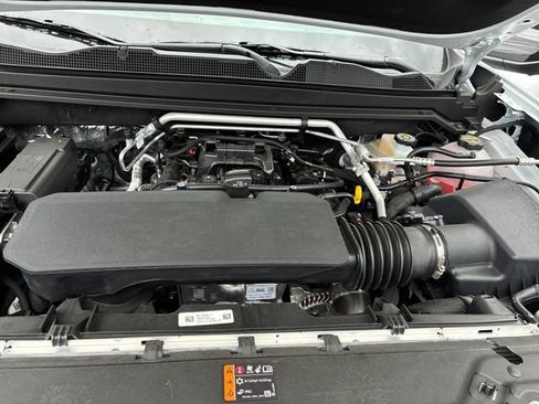 New 2026 GMC Canyon AT4 w/ Technology Plus Package AWD/4WD image 25