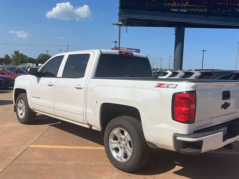 Used 2018 Chevrolet Silverado 1500 LT w/ All Star Edition AWD/4WD image 11