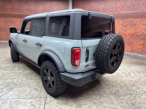 Used 2024 Ford Bronco Black Diamond AWD/4WD image 3