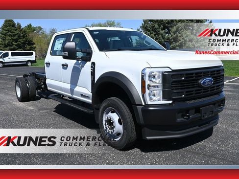 New 2026 Ford F450 4x4 Crew Cab Super Duty image 1