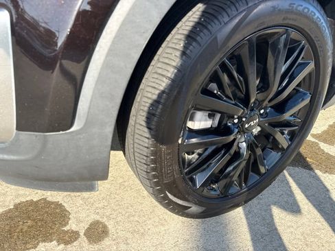 Used 2022 Kia Telluride SX FWD image 10