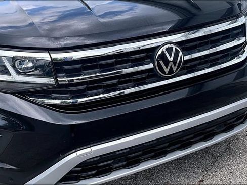Used 2023 Volkswagen Atlas SE w/ Black Wheel Package FWD image 29