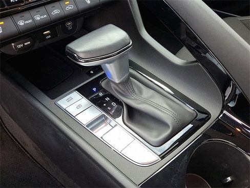 Certified 2024 Hyundai Elantra SEL w/ Convenience Package image 15