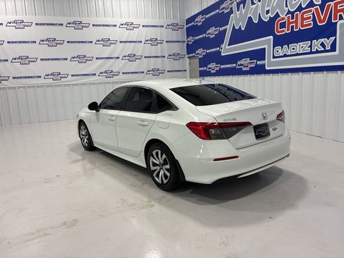 Used 2022 Honda Civic LX image 4