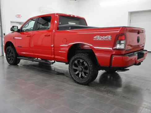 Used 2021 RAM 2500 Big Horn w/ Night Edition AWD/4WD image 6