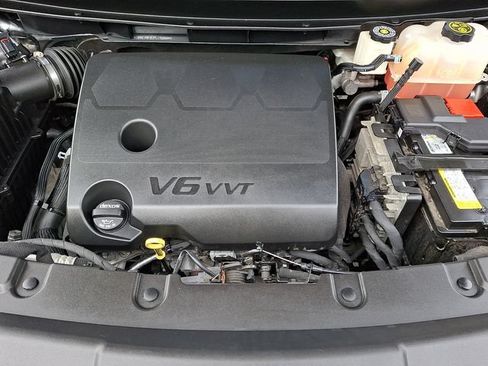 Used 2023 Chevrolet Traverse High Country w/ LPO, Floor Liner Package AWD/4WD image 29