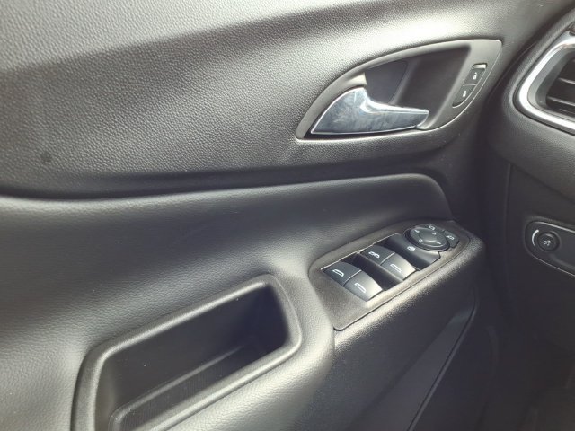 Used 2024 Chevrolet Equinox LT w/ LPO, Floor Liner Package FWD image 19