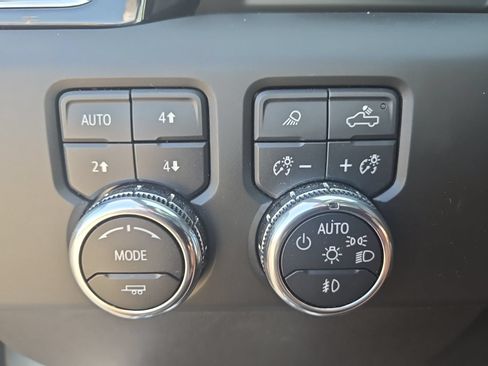 Used 2025 GMC Sierra 2500 Denali Ultimate AWD/4WD image 20