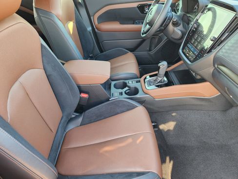 Used 2025 Subaru Forester Touring w/ Popular Package - Touring image 15