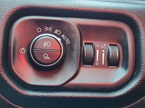 Used 2022 RAM 1500 Laramie image 17