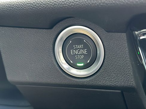 Certified 2025 Chevrolet Traverse Z71 w/ Enhanced Driving Package image 30