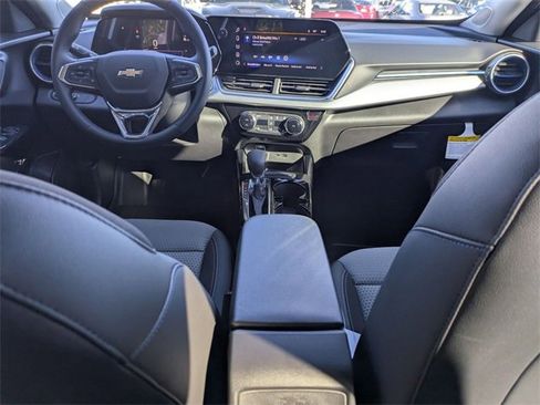 New 2026 Chevrolet Trax LT w/ Sunroof Package image 26