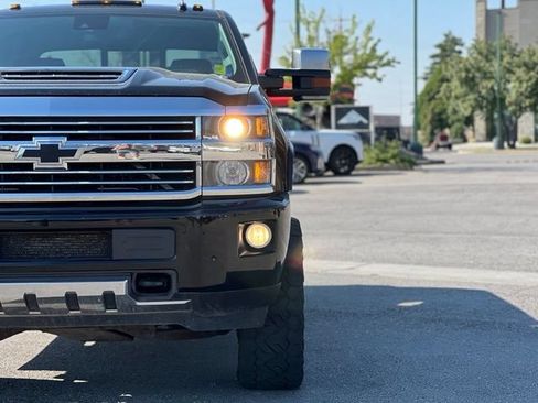 Used 2017 Chevrolet Silverado 3500 High Country AWD/4WD image 11