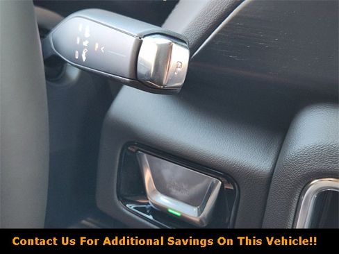 New 2026 GMC Yukon Denali w/ Sun & Power Step Package image 16