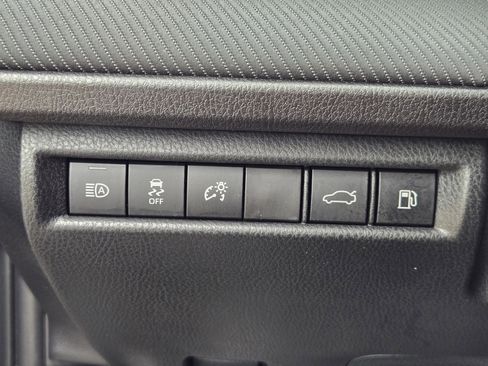 Used 2025 Toyota Camry SE image 20