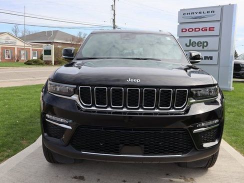 New 2025 Jeep Grand Cherokee Limited 4xe AWD/4WD image 3