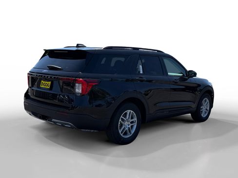 New 2026 Ford Explorer Active image 5