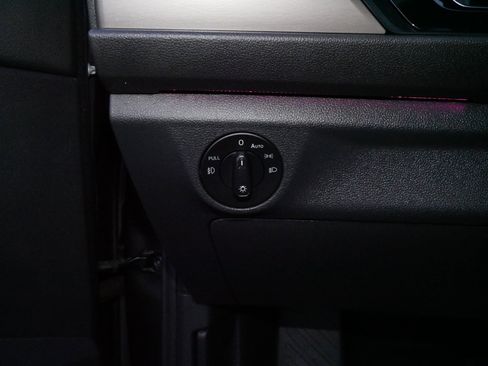 Used 2019 Volkswagen Jetta SEL Premium image 26