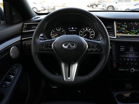 Certified 2025 INFINITI QX50 Sport image 9