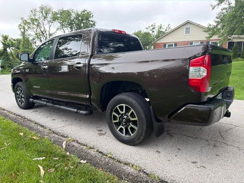 Used 2018 Toyota Tundra Limited w/ Limited Premium Package AWD/4WD image 8