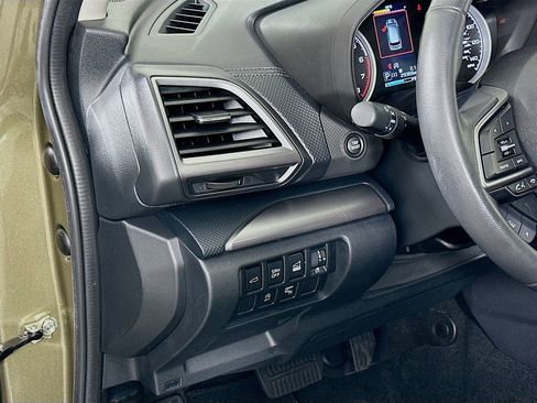 Used 2022 Subaru Forester Premium AWD/4WD image 10