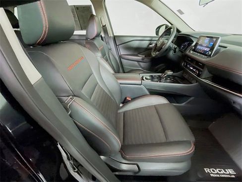 Used 2025 Nissan Rogue Rock Creek image 27