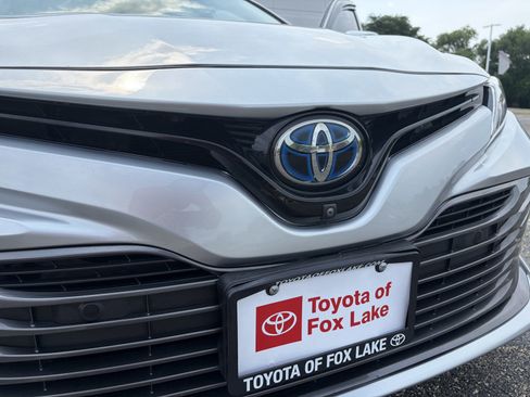 Used 2018 Toyota Camry XLE w/ Audio Package FWD image 35