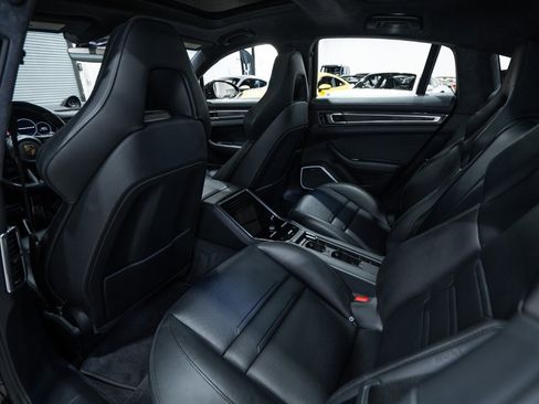 Used 2021 Porsche Panamera Turbo S image 29