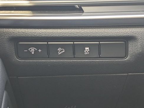 Certified 2024 Kia Telluride S w/ S Sunroof Package FWD image 39