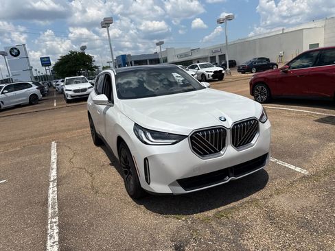 Certified 2026 BMW X3 xDrive30i w/ Premium Package AWD/4WD image 3
